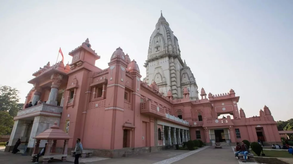 Varanasi, Uttar Pradesh - 20 must visit places in India Varanasi, Uttar Pradesh - 20 must visit places in India