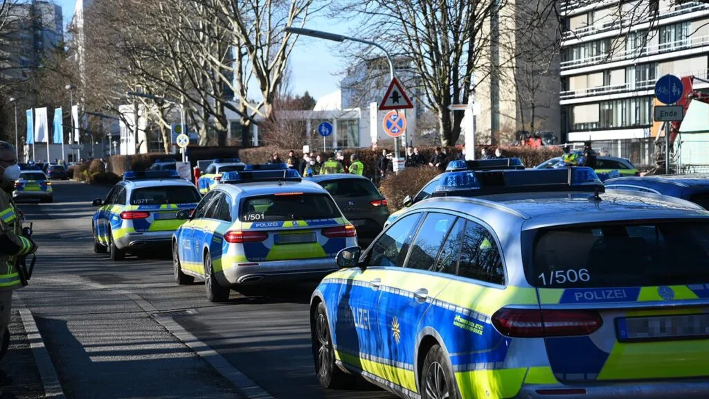 Lone gunman dead after shooting several people at university in Heidelberg