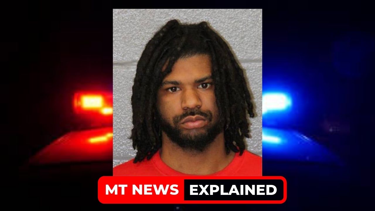 According to authorities, Jaylan Noah Davis, a murder suspect who was mistakenly freed from a jail in Charlotte, North Carolina, has turned himself back in.