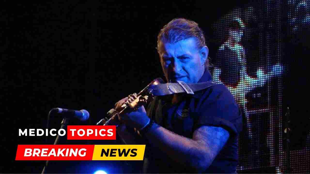 Paul Woseen, a bass player and co-founder of the screamingjets passed away